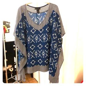Beautiful plus size blue/white 100% polyester top!
